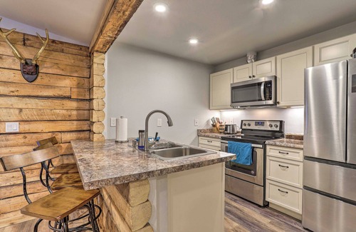 South Addition Apartment | Rustic Anchorage Hideaway: Walk to Coastal Trail!