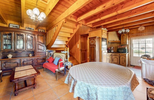 Poulgoazec House | Rustic and charming stone house not far from the sandy beaches of West Brittany.