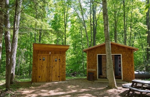 Au Train Apartment | Rustic Bungalow located within a campground