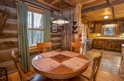 Vilas Cabin | Rustic Cabin Near Quaint Town