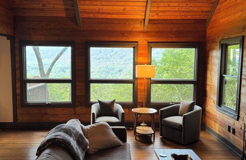Big Canoe Cabin | Rustic Charm with a Mountain View