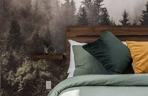 Saint-Calixte Ski Chalet | Rustic Chic 2BR Retreat with Hot Tub in the heart of Lanaudière