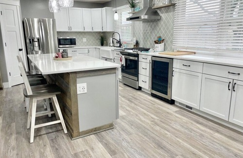 Greenwood House | Rustic Chic in Charming Center Grove w Fenced Yard