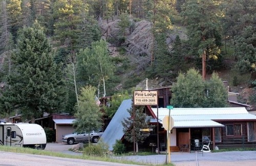 Rye Cabin | Rustic cozy Cabin in beautiful San Isabel - great couples getaway