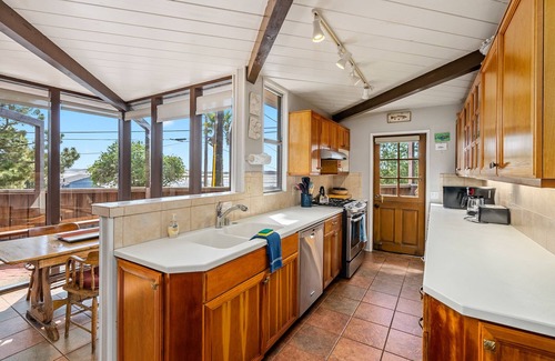 Morro Bay House | Rustic Four Bedroom Home with Amazing Harbor Views