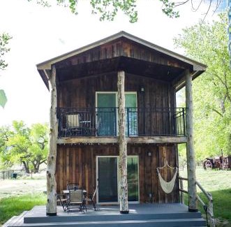 Cortez House | Rustic Hideaway
