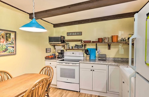 Seebert Cabin | Rustic Hideaway w/Fire Pit < 1 Mi to River!