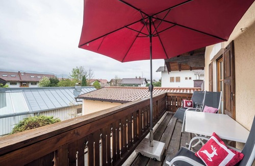 Windschnur House | Rustic Holiday Home Annelies with Wi-Fi, Garden, Terrace
