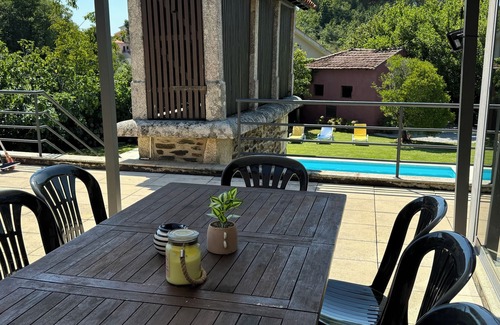 Cardielos Cottage | Rustic house for 8, with private swimming pool. Last weeks available w/discount
