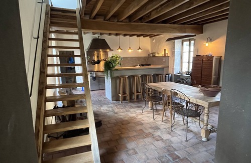 Noyers-sur-Serein House | Rustic house in beautiful Burgundy