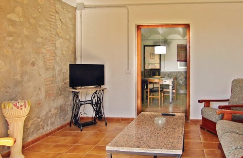 Tordera Cottage | Rustic house on the way to the beach