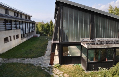 Sauze d'Oulx House | Rustic in the Chapelle complex