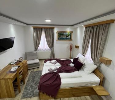 Prijeboj Hotel | Rustic Inn River