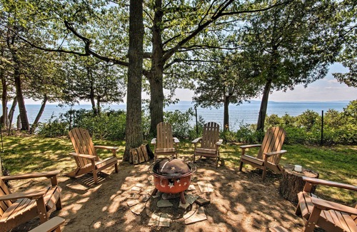 Malletts Bay House | Rustic Lake House on Lake Champlain's Barney Point
