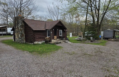 Markleysburg Cabin | Rustic Laurel Highlands Cabins Built in the 1930s. Cabin 6