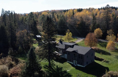 Danville Cabin | Rustic Log Cabin w/Hot Tub, Mountain Views in the Northeast Kingdom