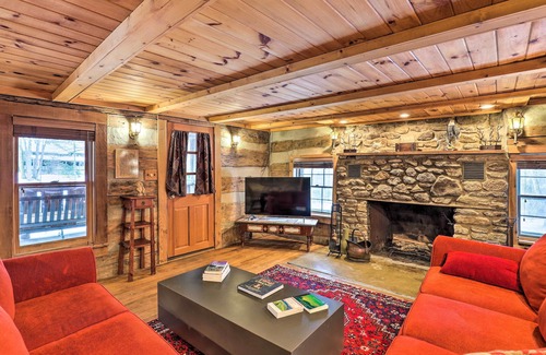 Wolf Laurel Cabin | Rustic Mars Hill Cabin: 20 Miles to Asheville!