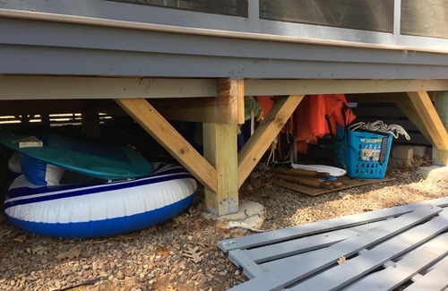 New Auburn Cabin | Rustic-Modern 1BR Lakeside Cottage for up to 5.