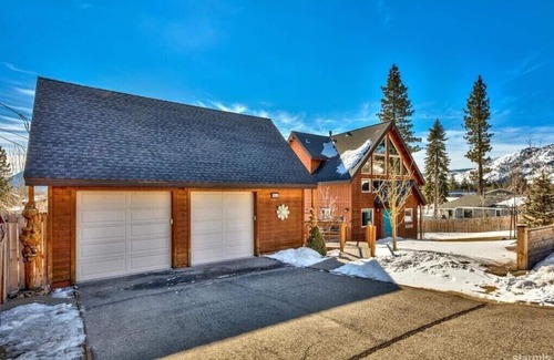 Mountain View Estates Cabin | Rustic Mountain Retreat