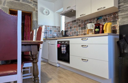 Saint-Front Cottage | Rustic stay near Estables and Puy-en-Velay