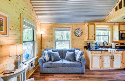 Weatherford House | Rustic Texas Getaway with Grill on 30 Acres