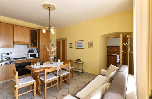 Oldesio Apartment | Rustico Kristi - Theater Home, with marvellous lake view