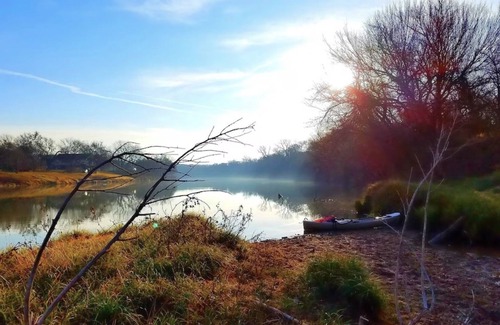 Dennis RV Rental | RV and Campground on Brazos River