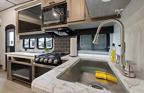 Buford House | RV Delivery & Set up - Bohemian Dream