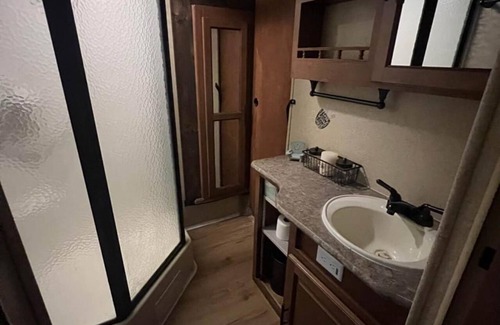 Southwest Ranches House | RV Getaway! Close enough to everything, but far enough away to get away!