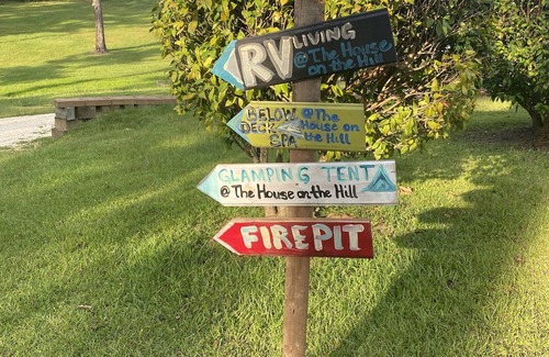 Laurel House | RV Living w/Pool @The House on the Hill