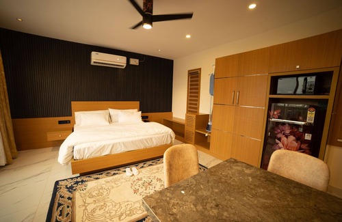 Munroe Island Resort | S Cross Munroe Island Resort