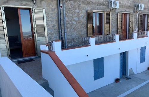 Sarule House | S Istentu