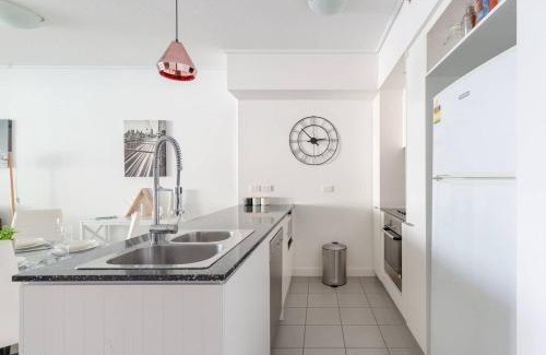 Brisbane Central Business District Apartment | S&P Apartments - Tank St
