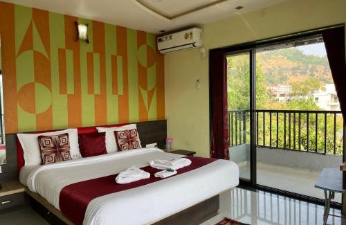 Medha Hotel | S2 Residency