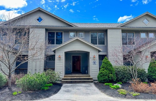 Bretton Woods House | S8 Gorgeous Stone Hill Townhome in Bretton Woods. Great views, AC, huge kitchen, fireplace!