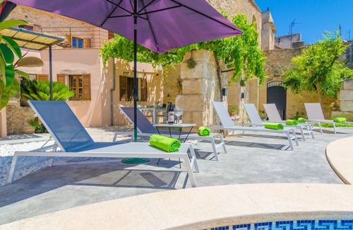 Vilafranca de Bonany Villa | SA CASA VELLA - Villa with private pool in Vilafranca de Bonany. Free WiFi