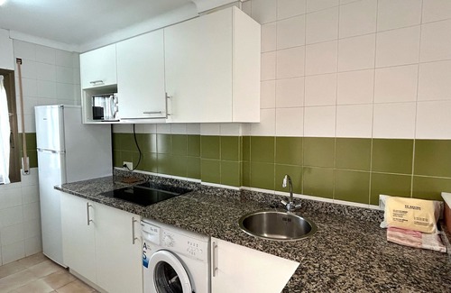 L'Estartit Apartment | Sa Gavina C, 2 Bedroom apartment with WIFI, POOL, LIFT, balcony or terace.