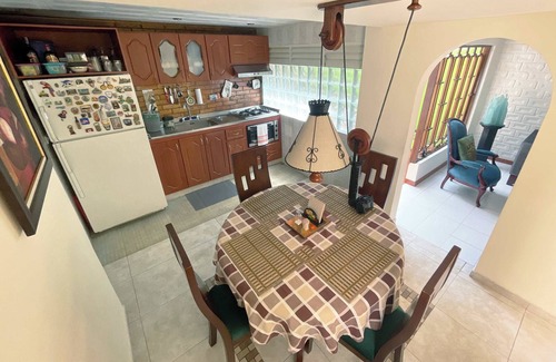 Puente Aranda House | Saenz's House Summary