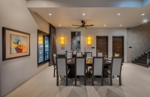 Kune N.m. Villa | SaffronStays Palmora
