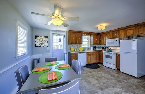 Sagamore Beach Cottage | Sagamore Beachfront Cottage Escape