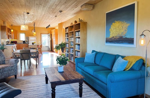 Carson House | Sage Joy Retreat - An Off-Grid Solar Sanctuary