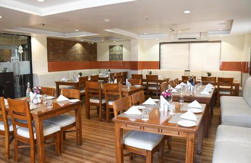 Shirdi Hotel | Sai Neem Tree Hotel
