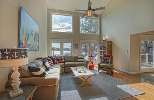 Huddleston House | Sail Away