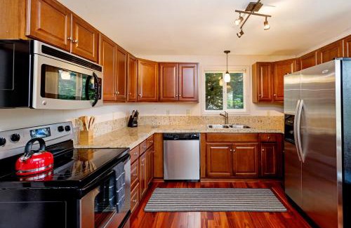 Pacific City House | Sailboat Inn