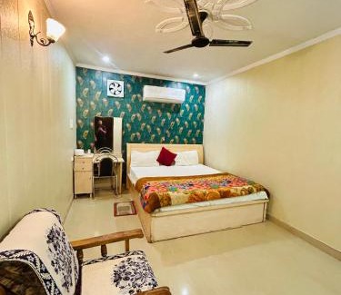 Mohangarh Hotel | Sainik guest house