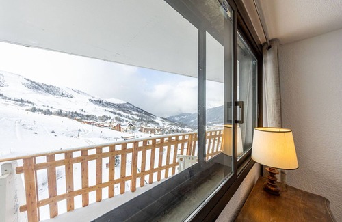 Saint-Francois-Longchamp Apartment | Saint-François-Longchamp, cozy apt for 6, slopeside, south balcony