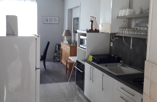 Parame Cottage | Saint-Malo Gîte 3-7 people, walking distance to the beach and shops, 3 bedrooms wifi parking