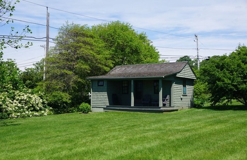 Little Compton House | Sakonnet Point water view home + guest cottage near beach