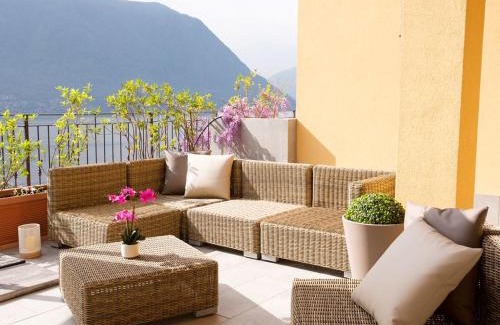 Sala Comacina Apartment | SALA COMACINA APARTMENT NO 1-SLEEPS 10 by Italian Apartments