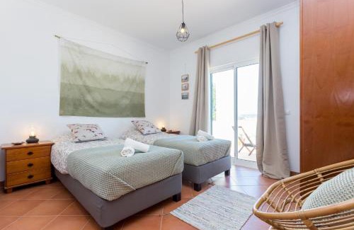 Figueira Villa | Salema Family Home